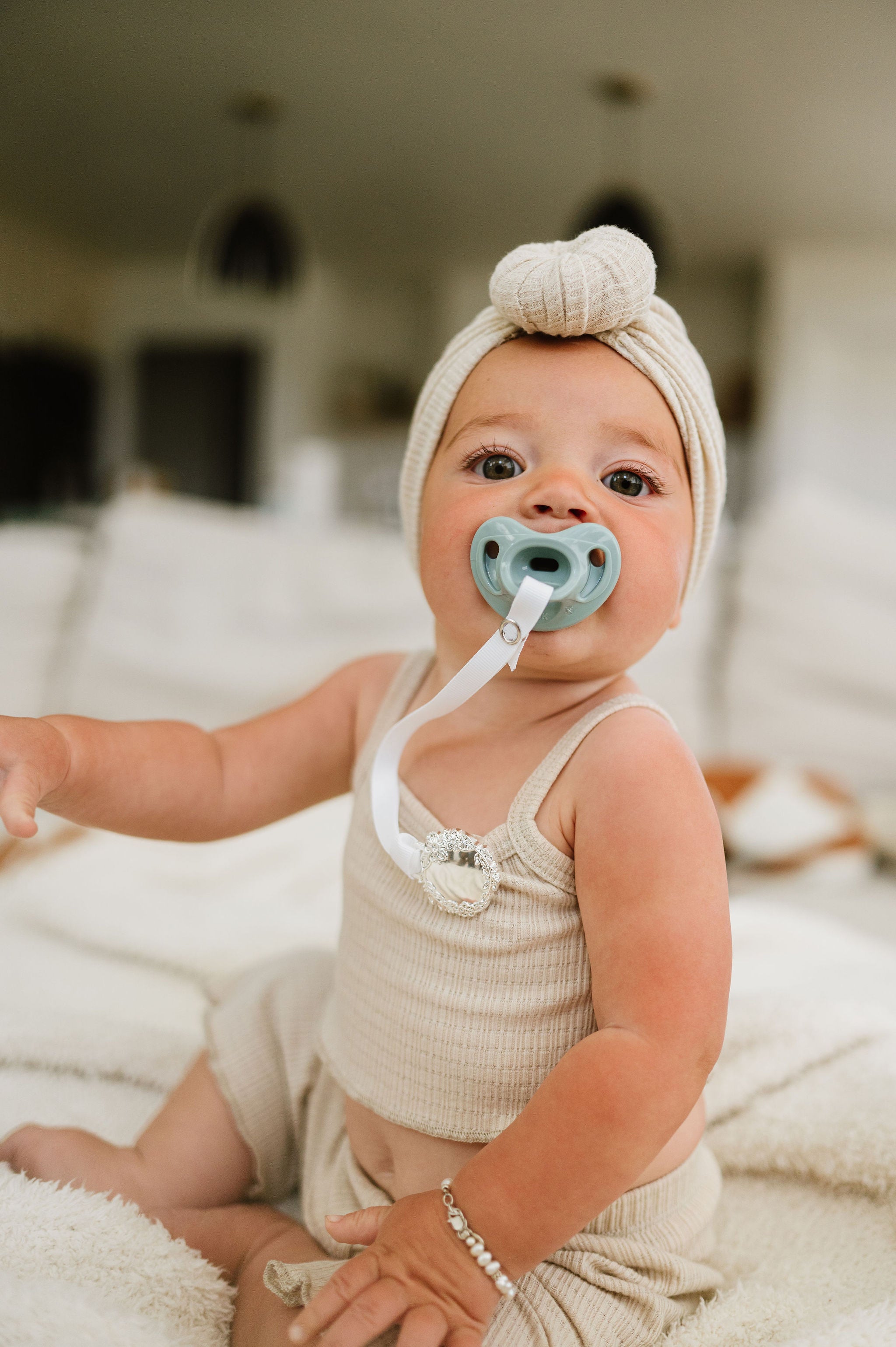 "Lilibet” Silver Pacifier Clip - Melonbug