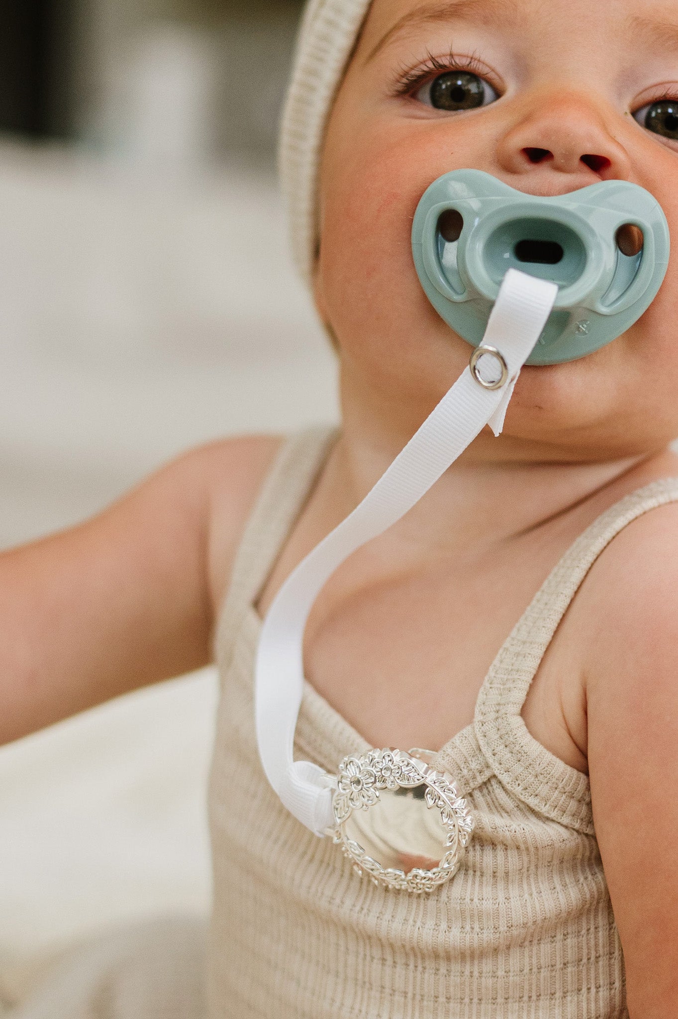 "Lilibet” Silver Pacifier Clip - Melonbug
