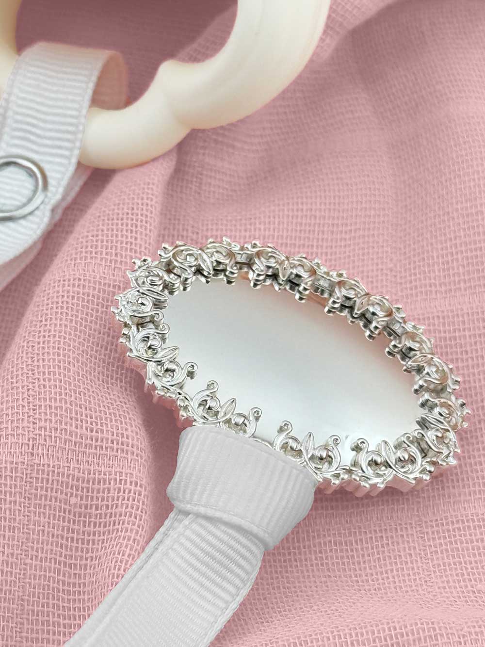 "Charlotte” Silver Pacifier Clip - Melonbug