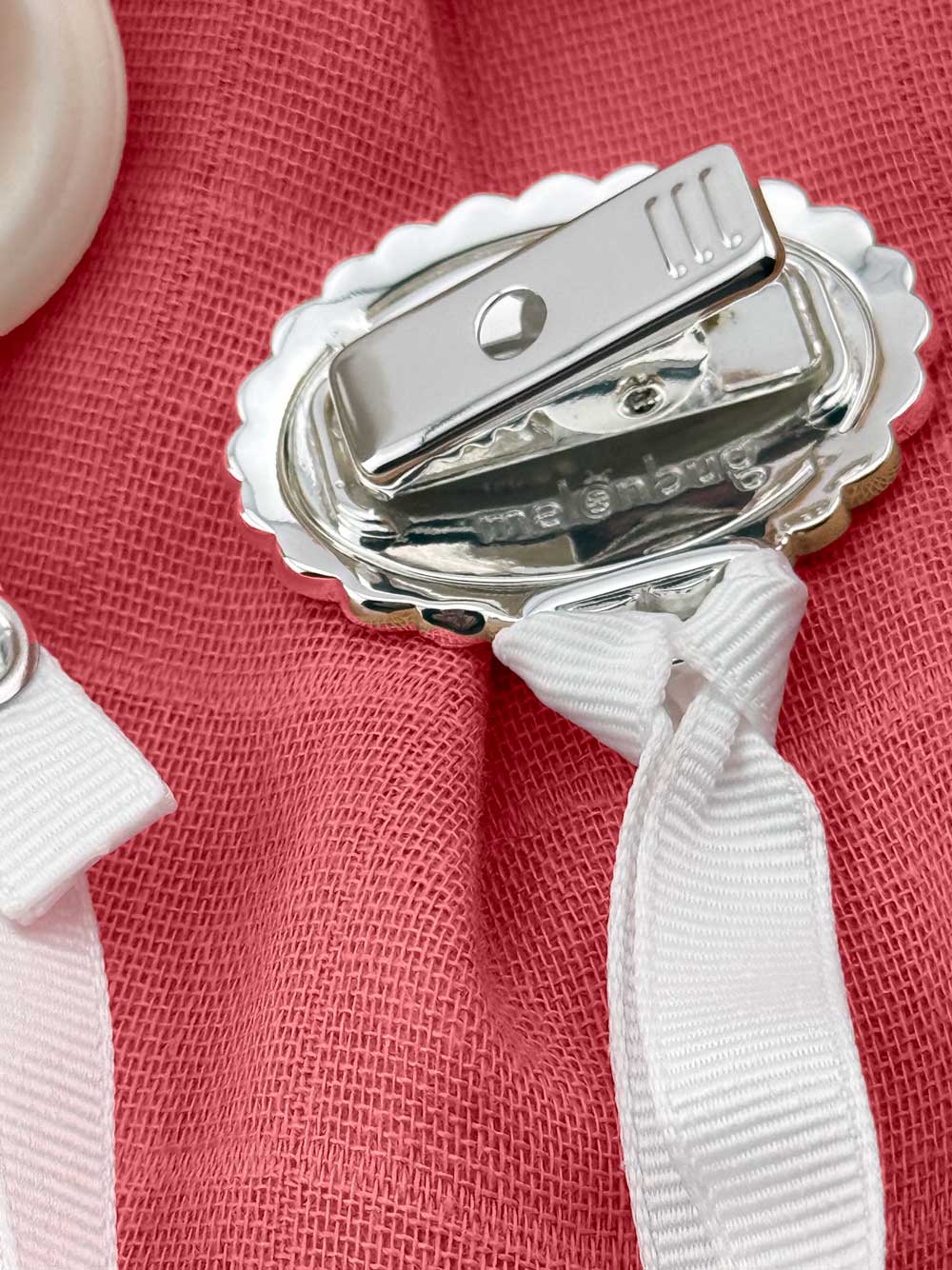 "Louis” Silver Pacifier Clip - Melonbug
