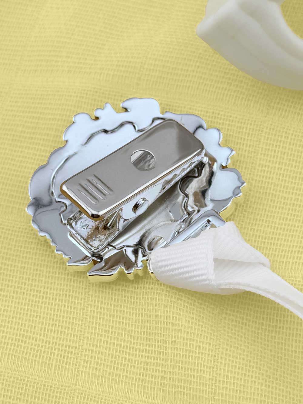 "Lilibet” Silver Pacifier Clip - Melonbug