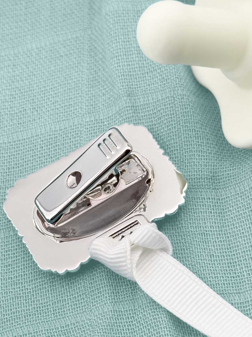 "Charles" Silver Pacifier Clip - Melonbug